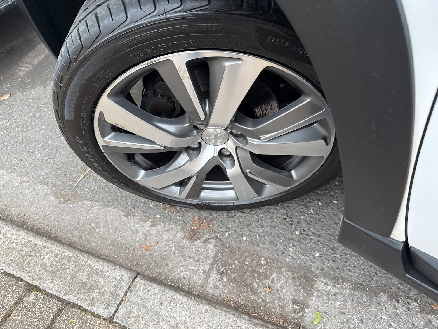 Used Peugeot 2008 2019 for sale - 76357797: Photo 33