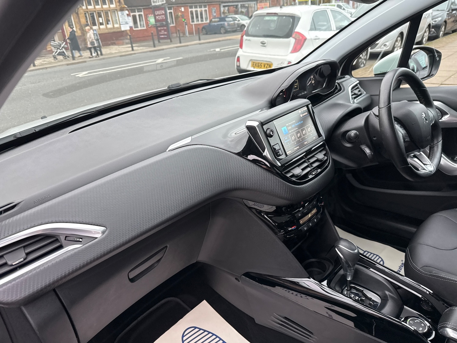 Used Peugeot 2008 2019 for sale - 76357797: Photo 9