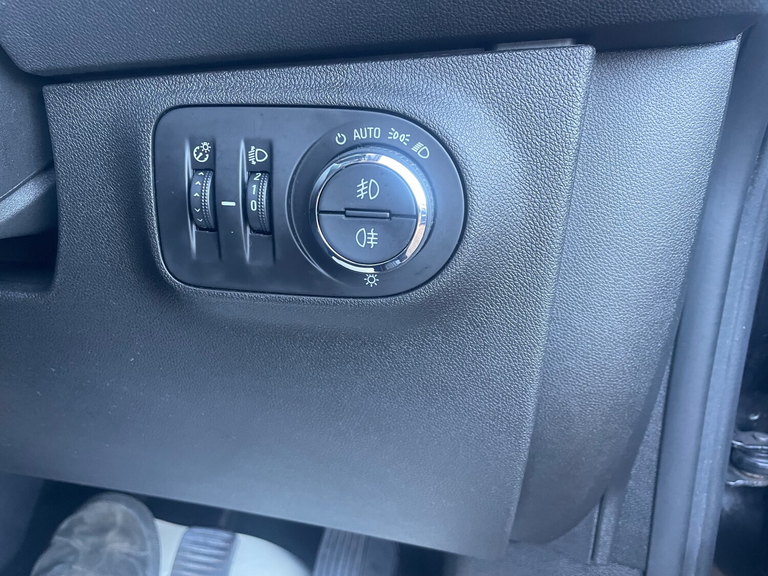 Used Vauxhall Corsa 2017 for sale - 76611783: Photo 16