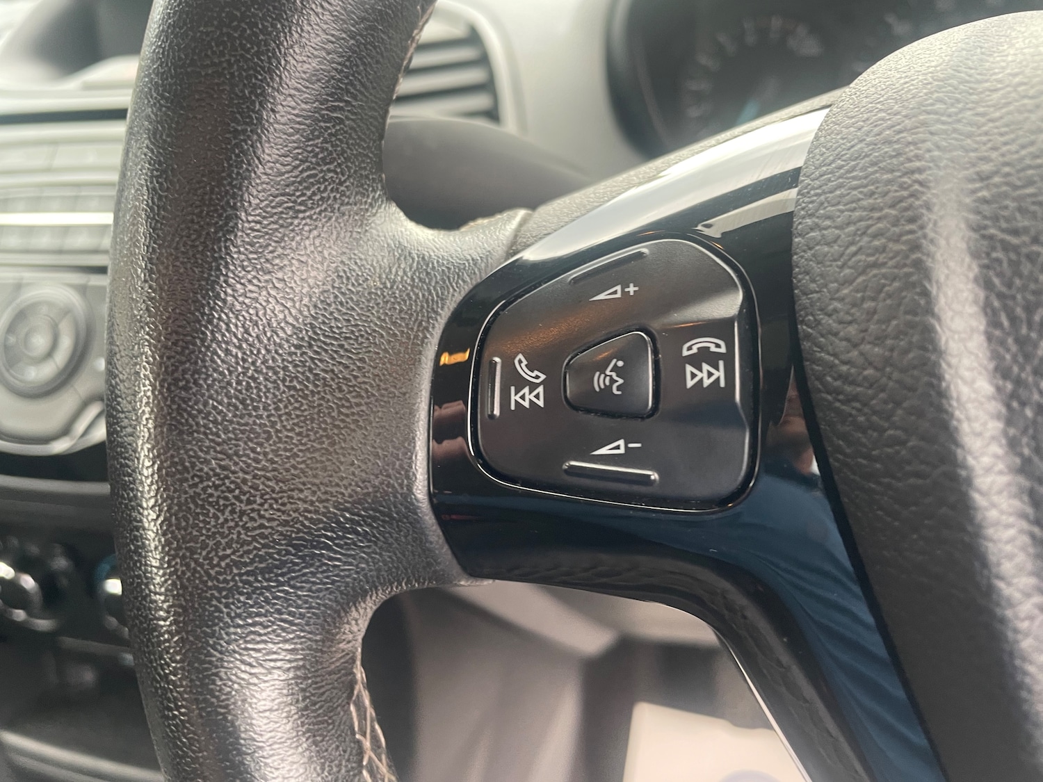 Used Ford Ka+ 2017 for sale - 76046978: Photo 13