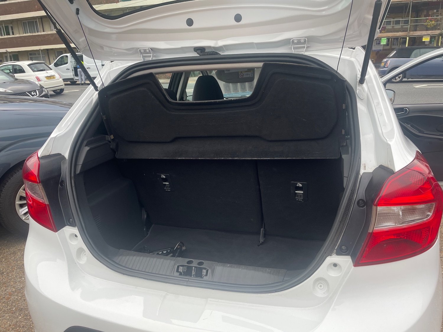 Used Ford Ka+ 2017 for sale - 76046978: Photo 7