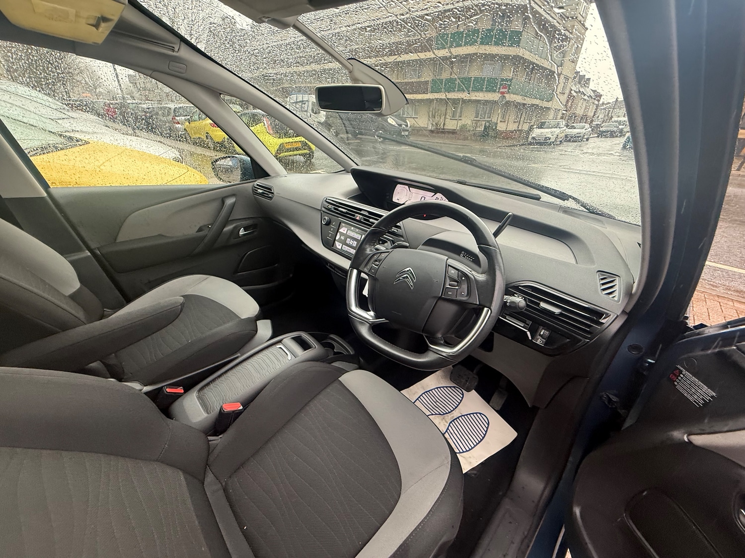 Used Citroen C4 Grand Picasso 2015 for sale - 76961842: Photo 23