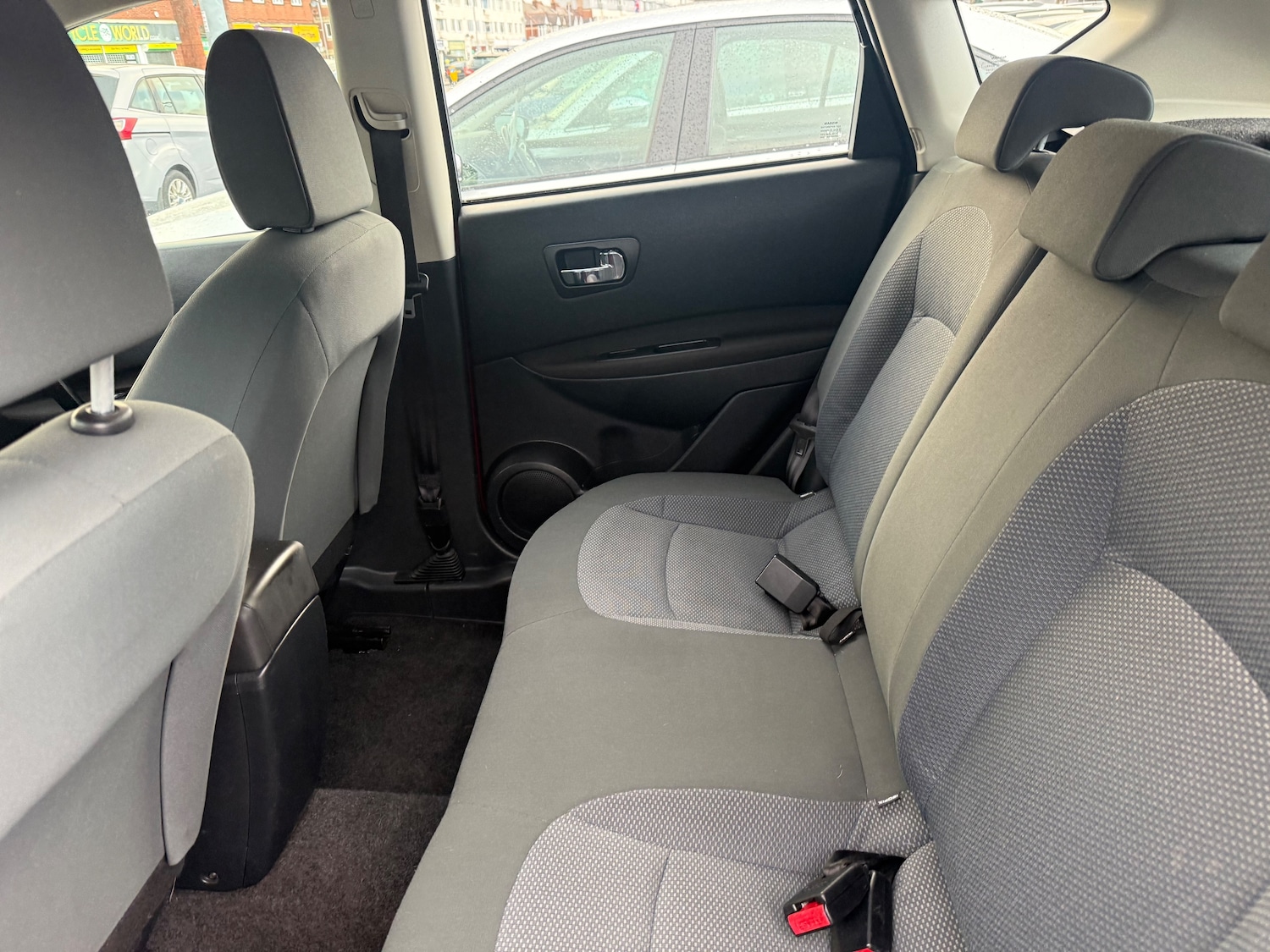 Used Nissan Qashqai 2010 for sale - 76685561: Photo 11