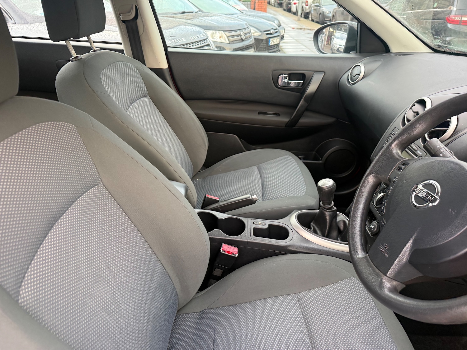 Used Nissan Qashqai 2010 for sale - 76685561: Photo 17