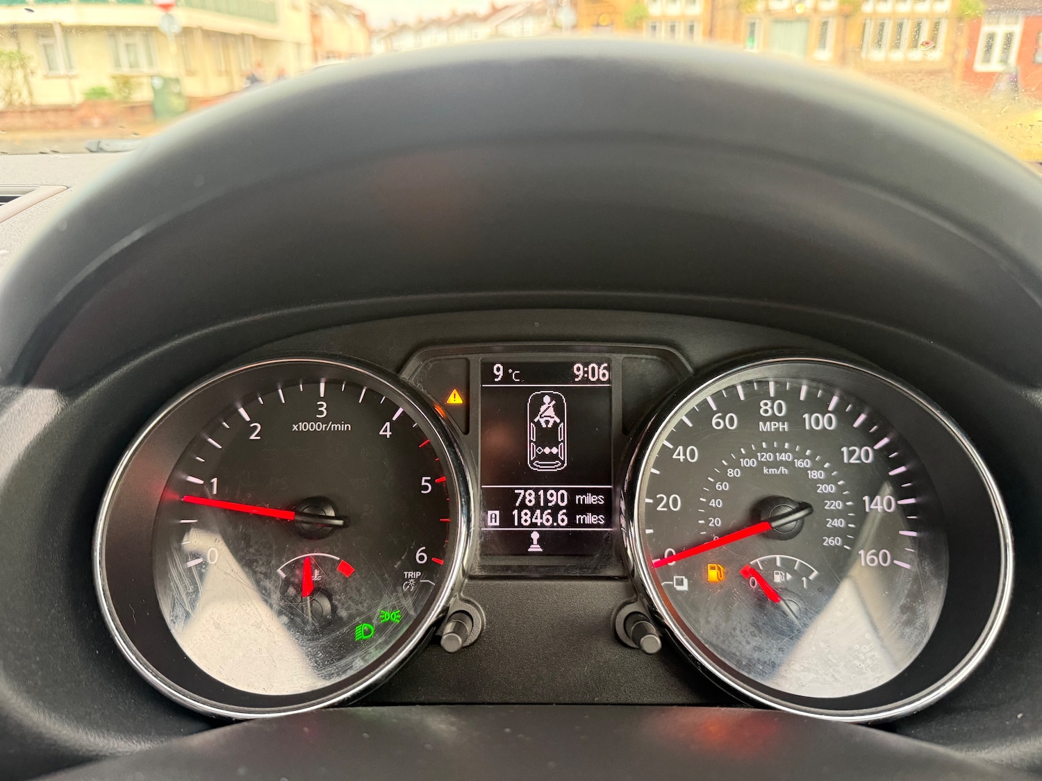 Used Nissan Qashqai 2010 for sale - 76685561: Photo 21