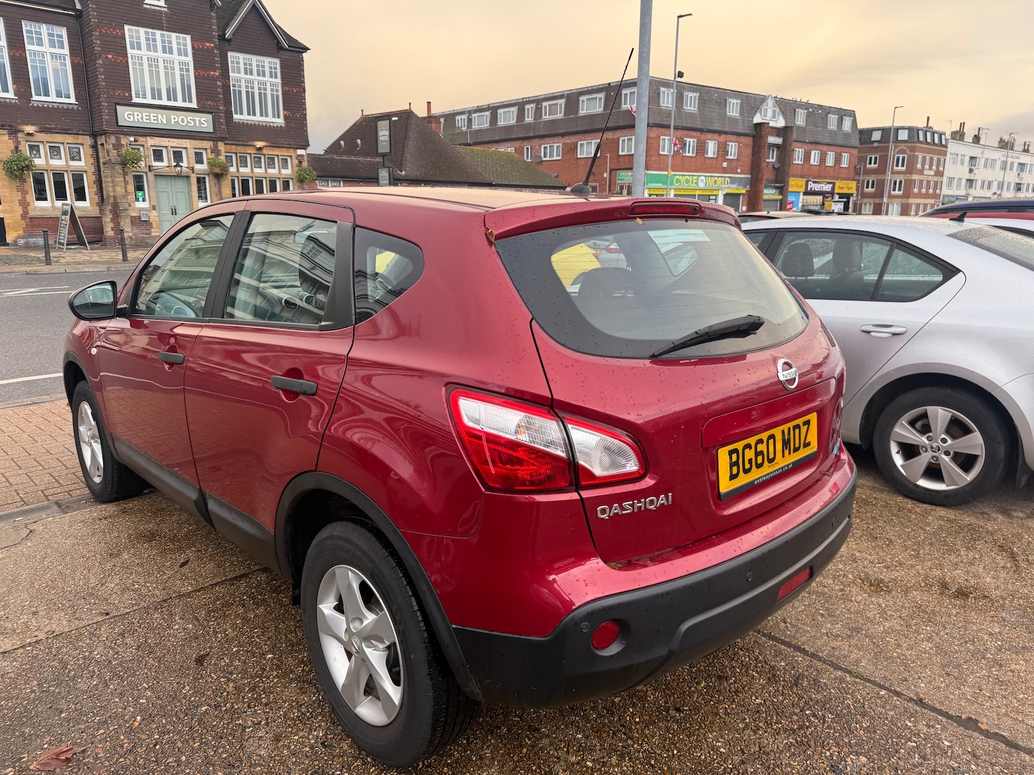 Used Nissan Qashqai 2010 for sale - 76685561: Photo 6
