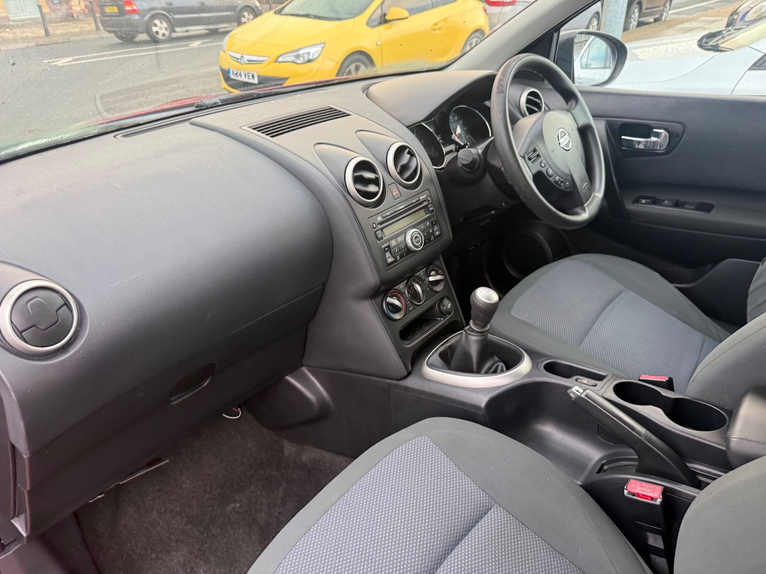 Used Nissan Qashqai 2010 for sale - 76685561: Photo 8