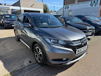 Used Honda HR-V 2017 for sale - 78111726: Photo