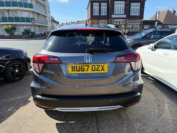 Used Honda HR-V 2017 for sale - 78111726: Photo