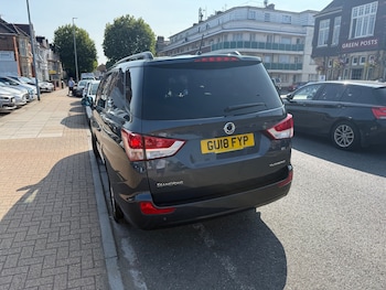 Used Ssangyong Turismo 2018 for sale - 75567846: Photo