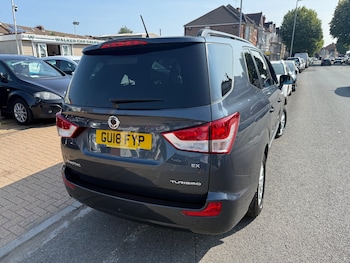 Used Ssangyong Turismo 2018 for sale - 75567846: Photo
