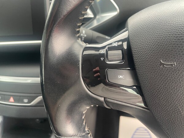 Used Peugeot 308 2017 for sale - 76082420: Photo 14