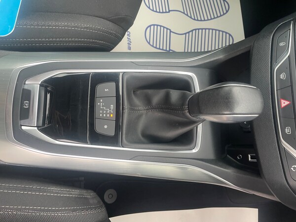 Used Peugeot 308 2017 for sale - 76082420: Photo 18
