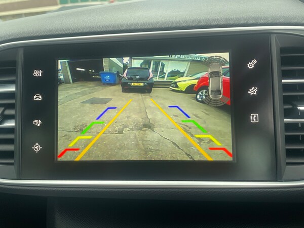 Used Peugeot 308 2017 for sale - 76082420: Photo 20