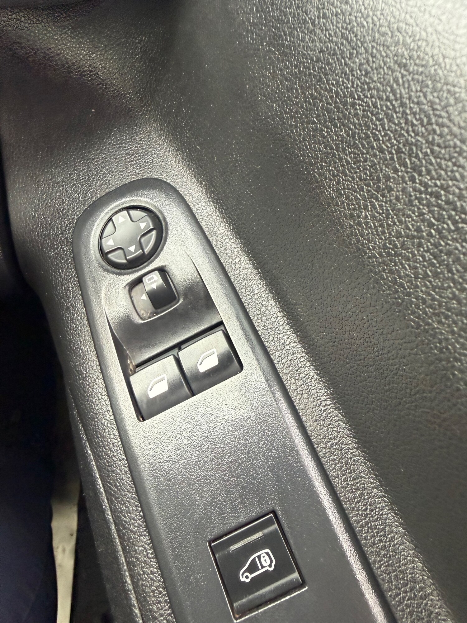 Used Peugeot Partner 2021 for sale - 77336911: Photo 18