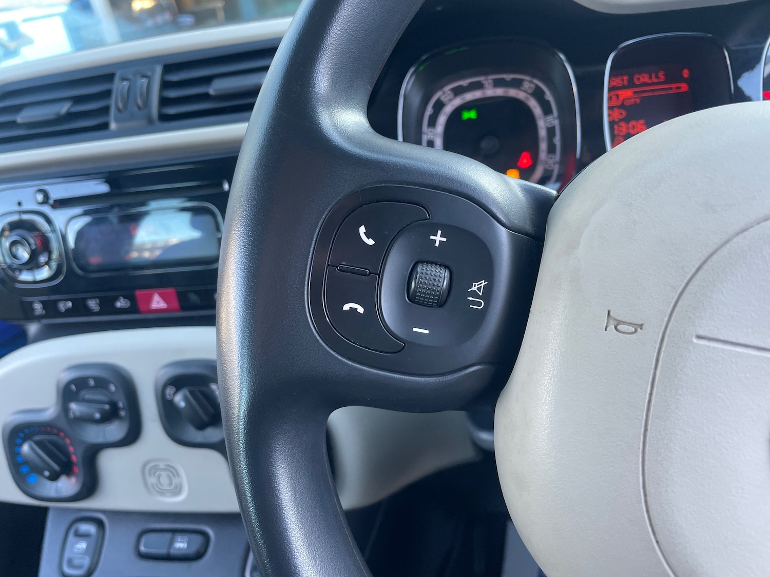 Used Fiat Panda 2016 for sale - 77436250: Photo 11