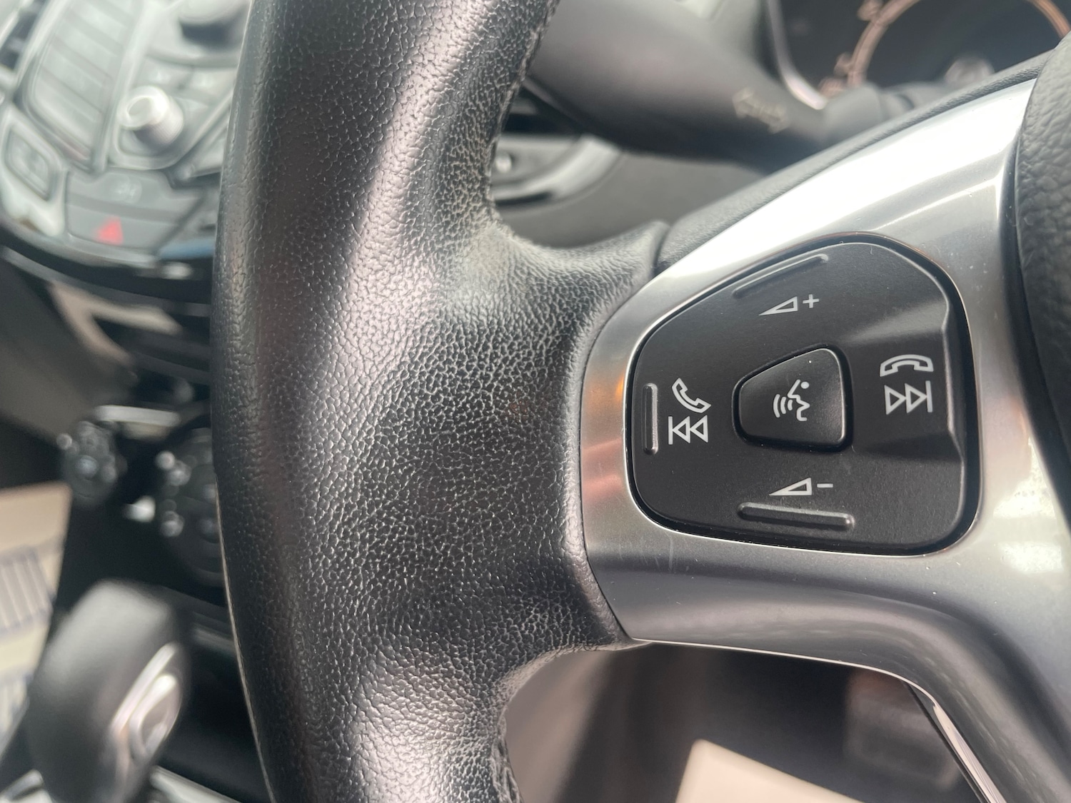 Used Ford Fiesta 2014 for sale - 76186857: Photo 11