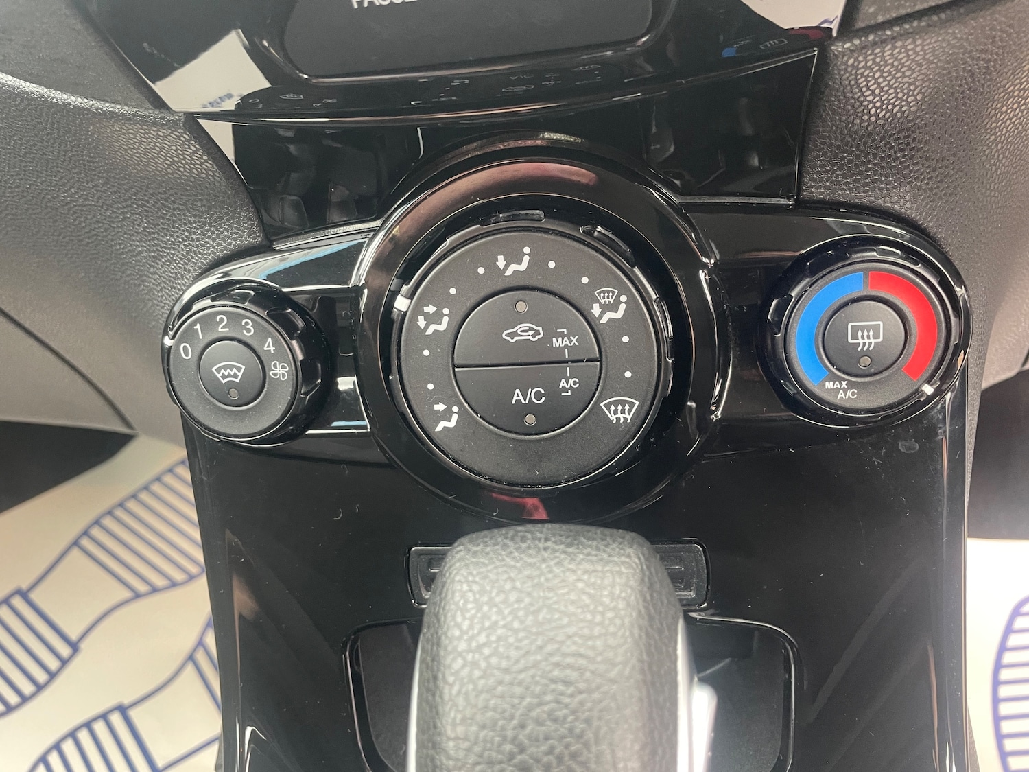 Used Ford Fiesta 2014 for sale - 76186857: Photo 15