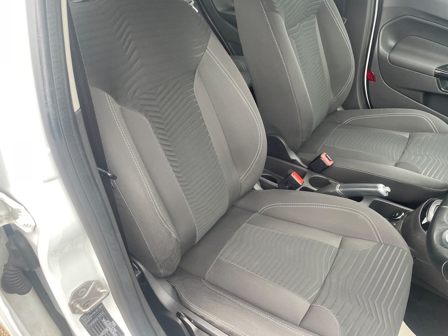 Used Ford Fiesta 2014 for sale - 76186857: Photo 9