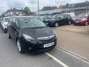 Vauxhall Zafira Tourer feature image