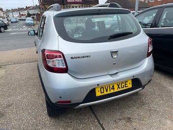 Used Dacia Sandero Stepway 2014 for sale - 78201488: Photo
