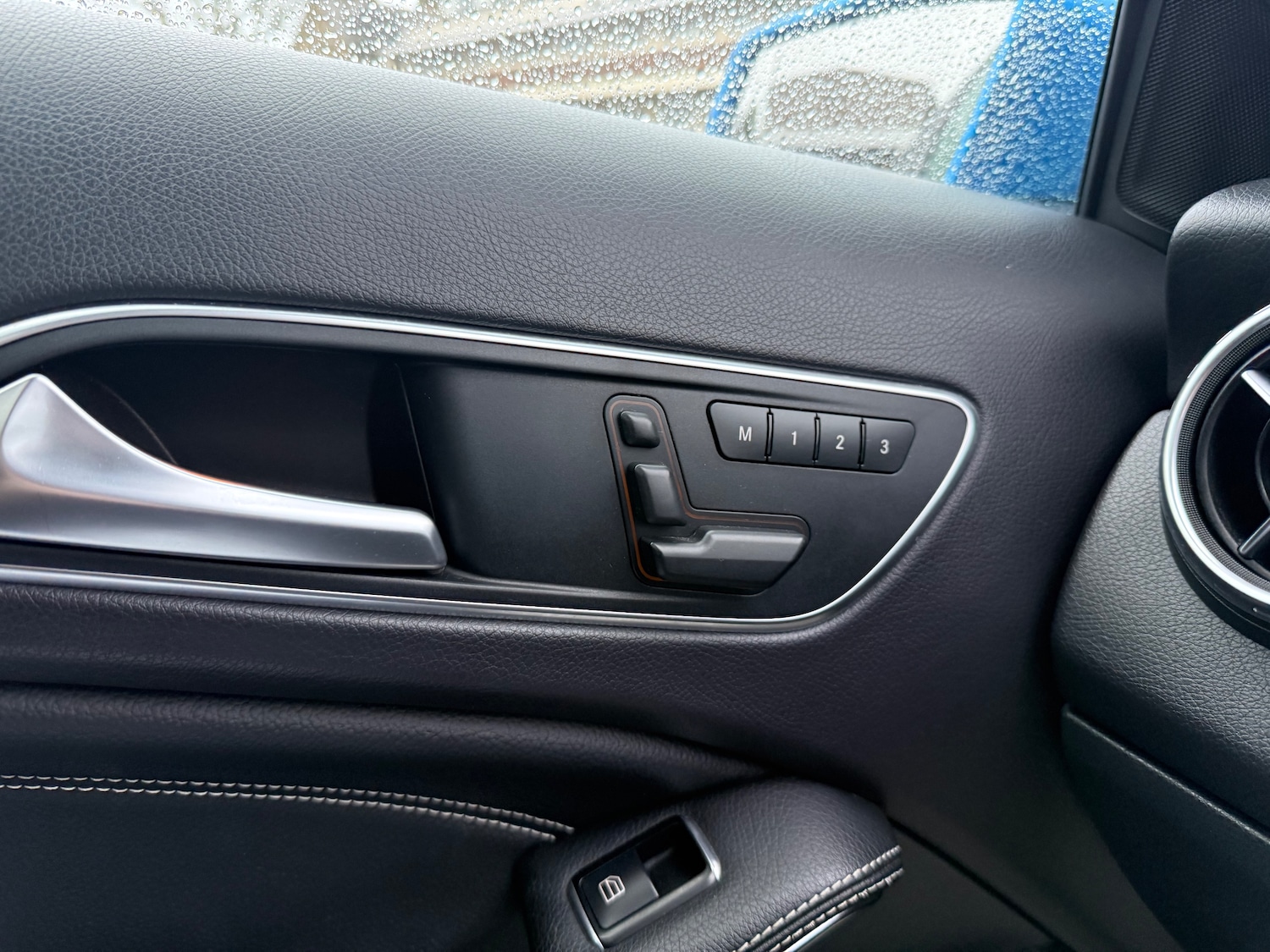 Used Mercedes-Benz GLA 2015 for sale - 76819773: Photo 18