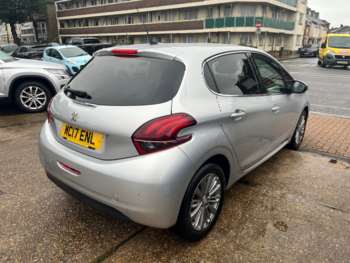 Used Peugeot 208 2017 for sale - 73022579: Photo