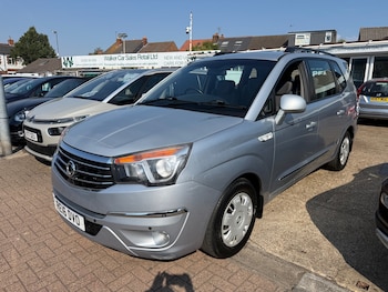Used Ssangyong Turismo 2016 for sale - 79531224: Photo