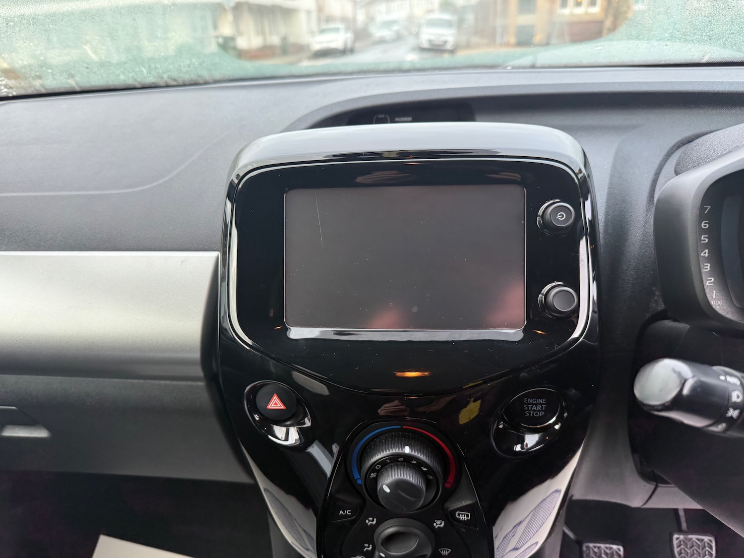 Used Peugeot 108 2016 for sale - 76750879: Photo 14