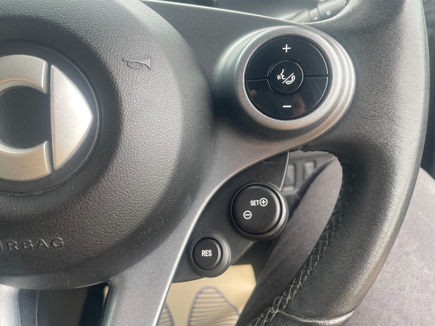 Used smart fortwo 2018 for sale - 75504685: Photo 18