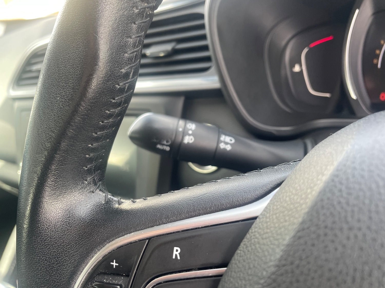 Used Renault Kadjar 2018 for sale - 75945472: Photo 15