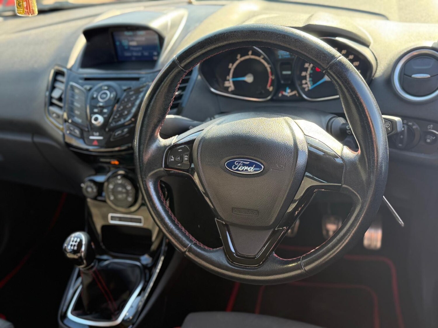 Used Ford Fiesta 2015 for sale - 77940483: Photo 17