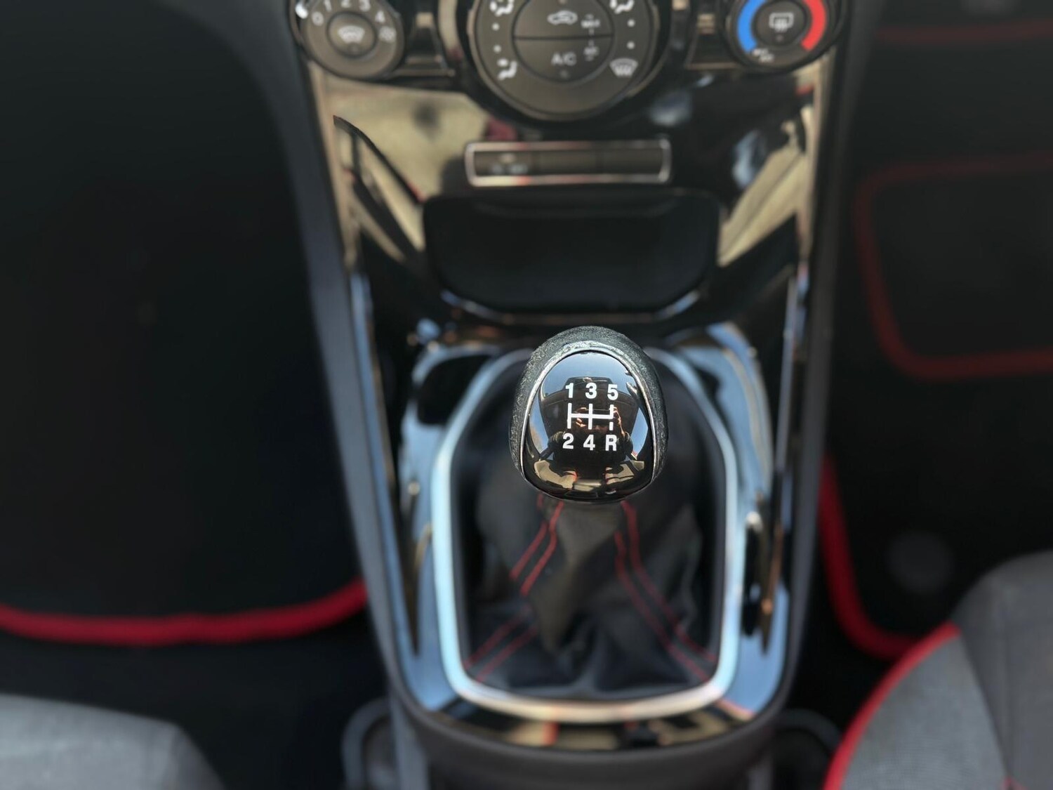 Used Ford Fiesta 2015 for sale - 77940483: Photo 27