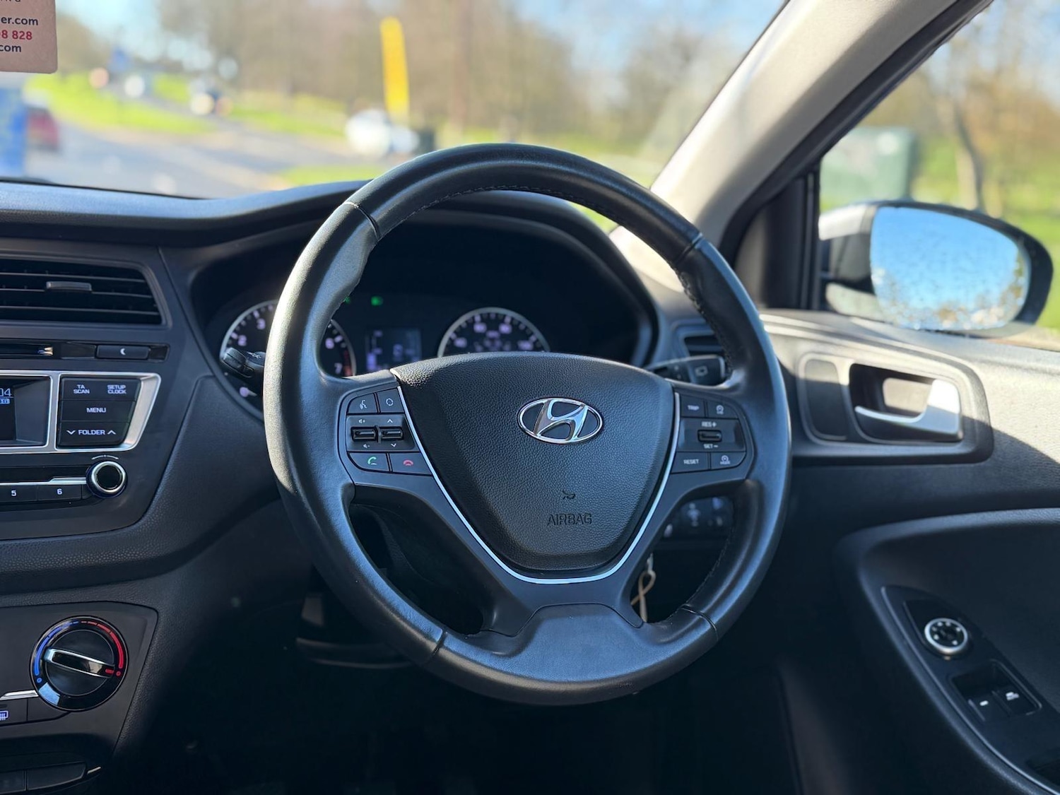 Used Hyundai i20 2015 for sale - 77809188: Photo 21