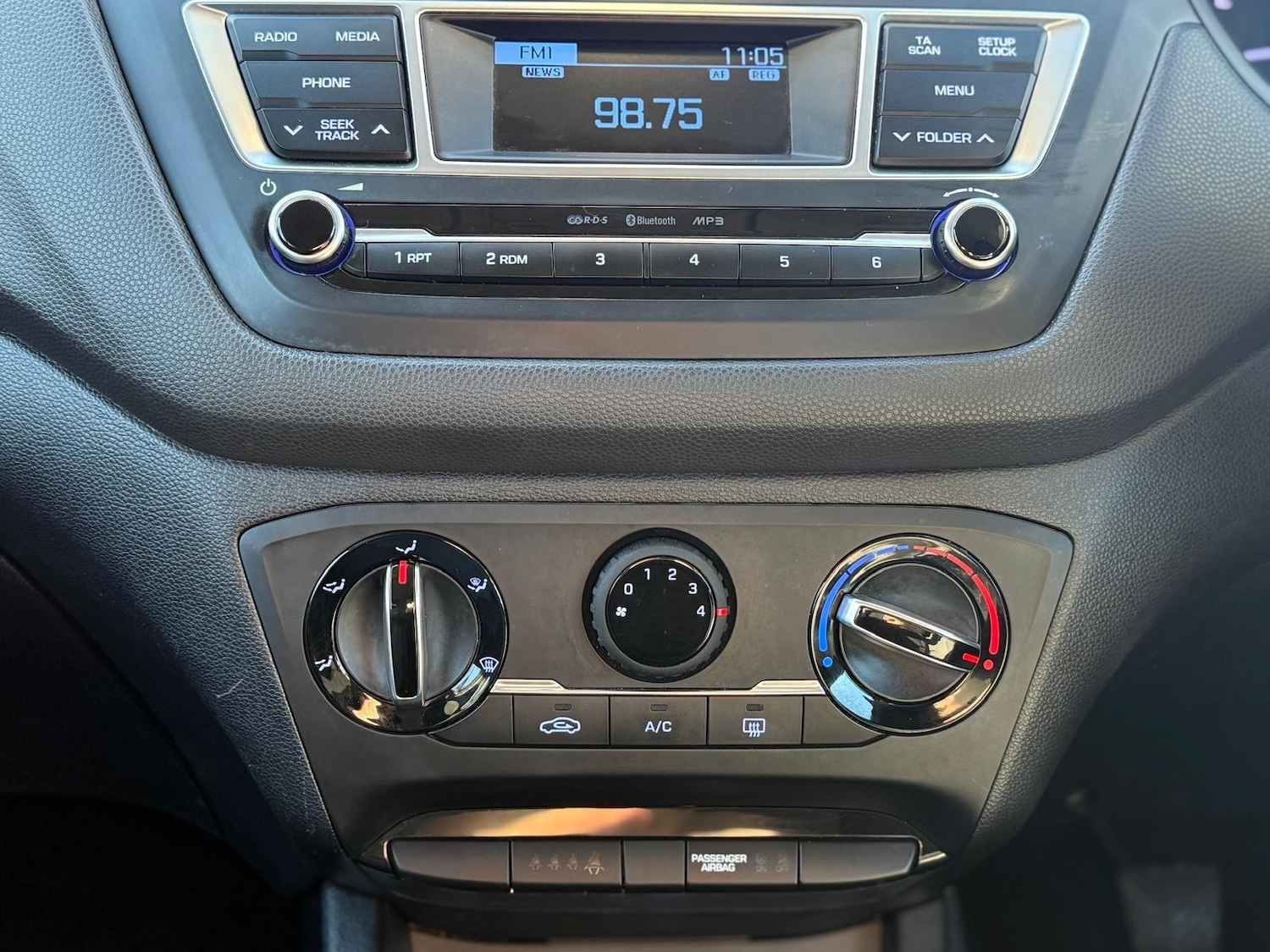 Used Hyundai i20 2015 for sale - 77809188: Photo 26