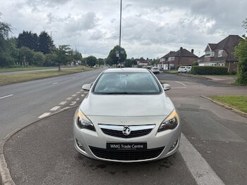 Used Vauxhall Astra 2010 for sale - 78648504: Photo