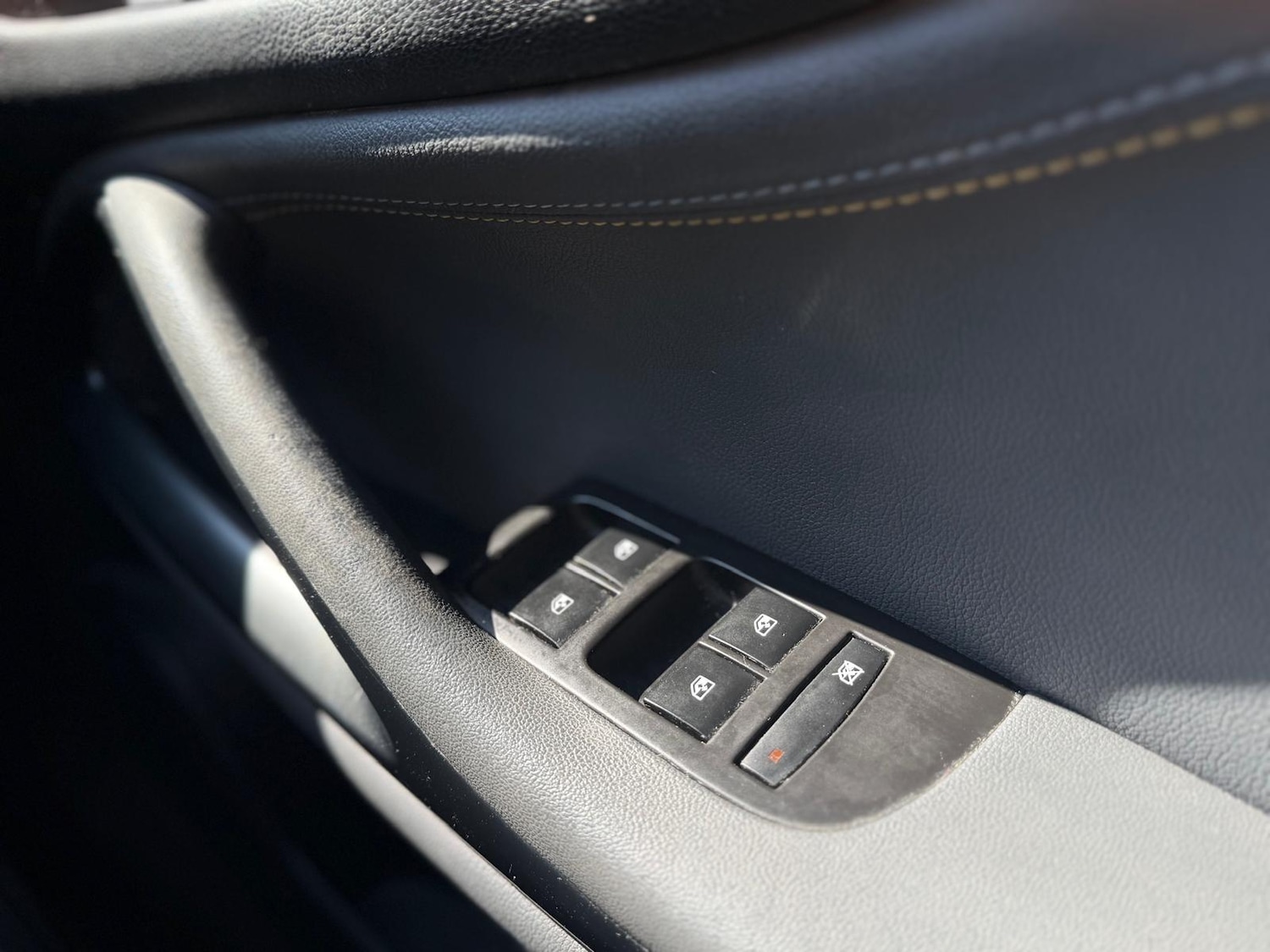 Used Vauxhall Zafira 2014 for sale - 78047554: Photo 28