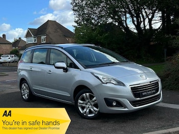 Used Peugeot 5008 2015 for sale - 78610024: Photo