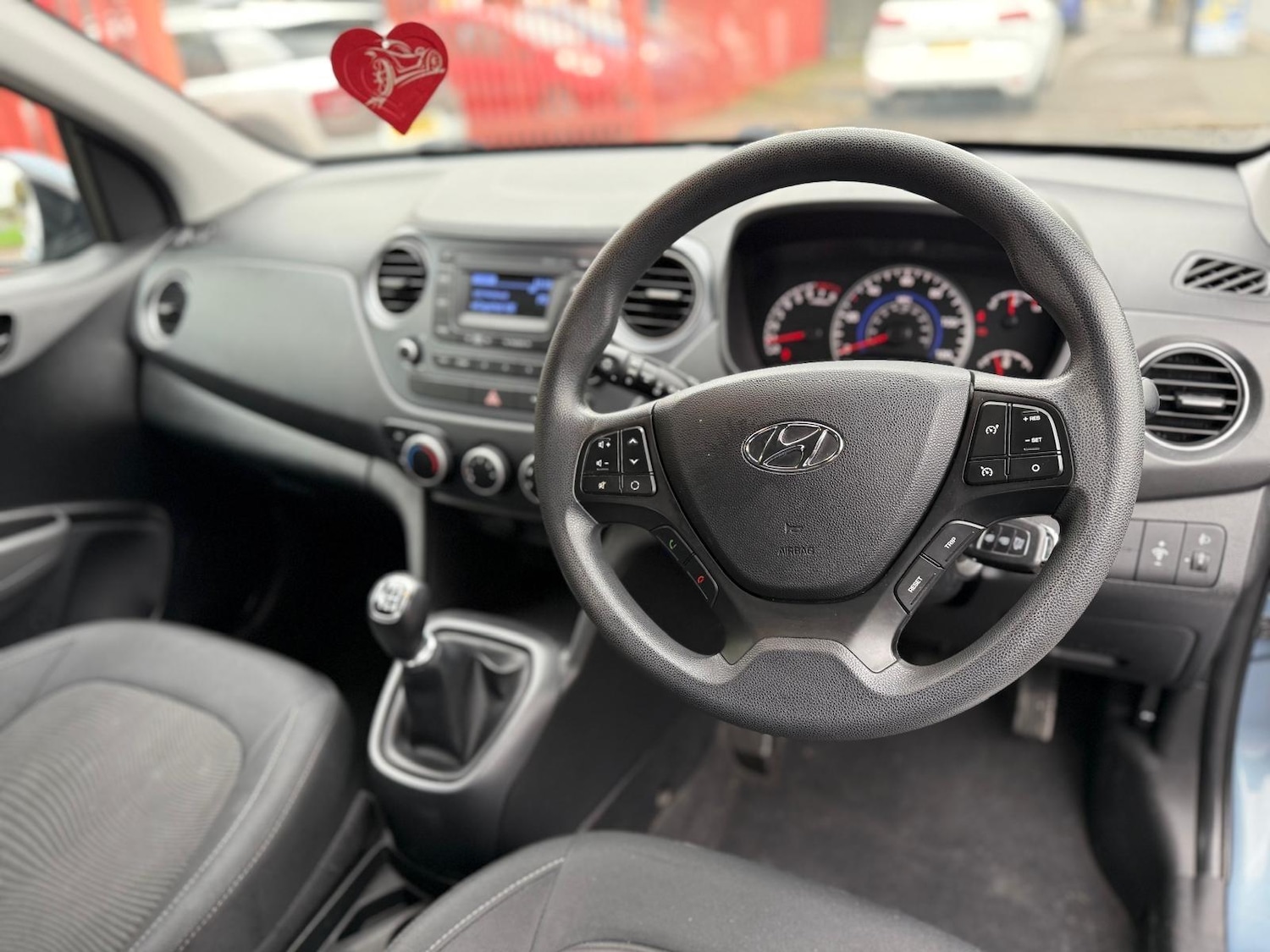 Used Hyundai i10 for sale - 77825080: Photo 16