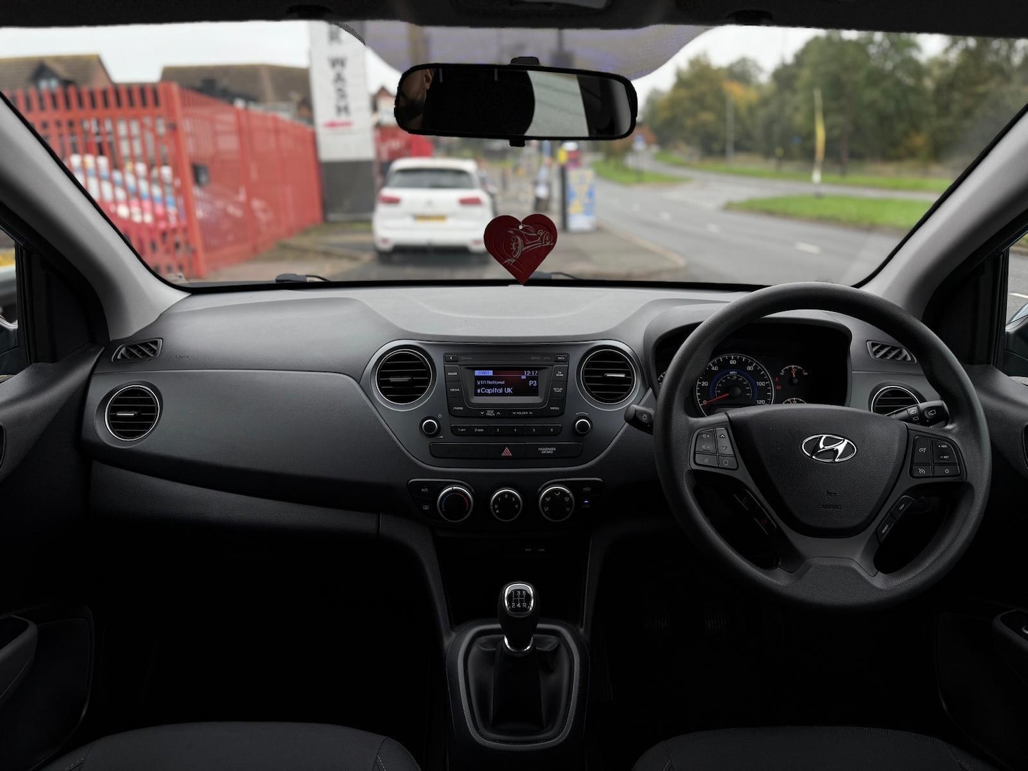 Used Hyundai i10 for sale - 77825080: Photo 20