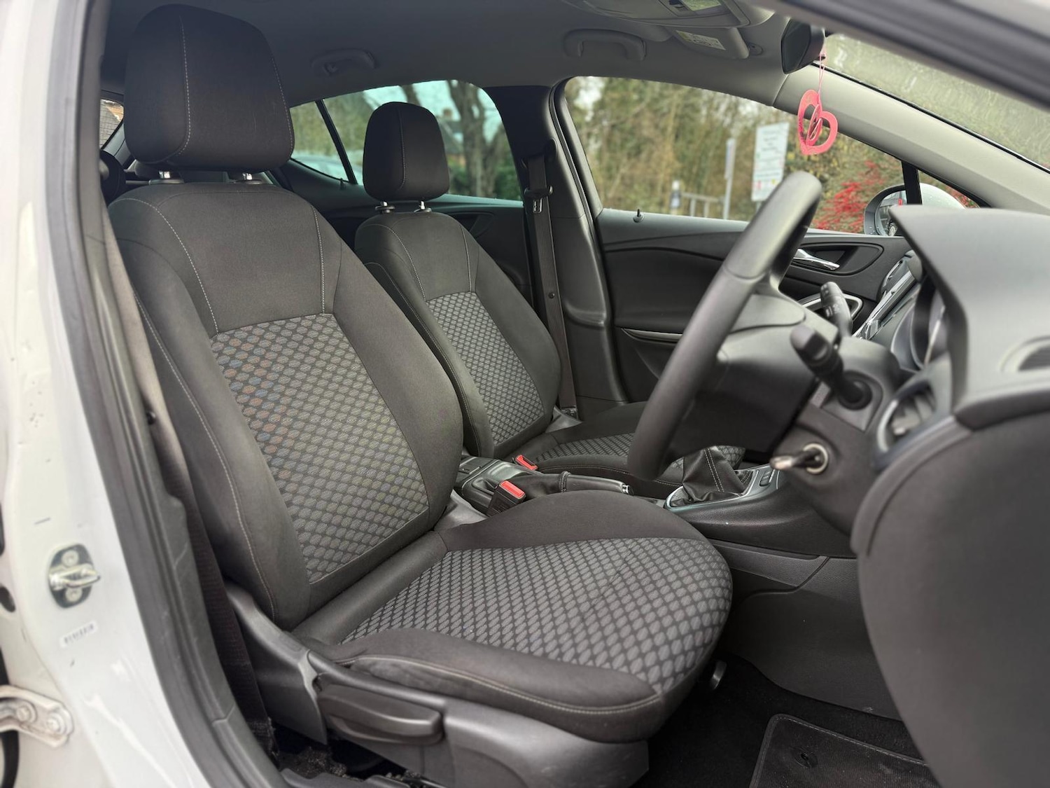 Used Vauxhall Astra for sale - 77824045: Photo 18