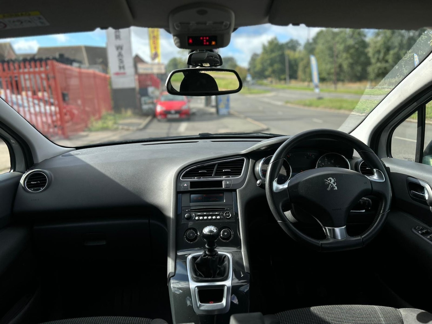 Used Peugeot 5008 2015 for sale - 77823841: Photo 22