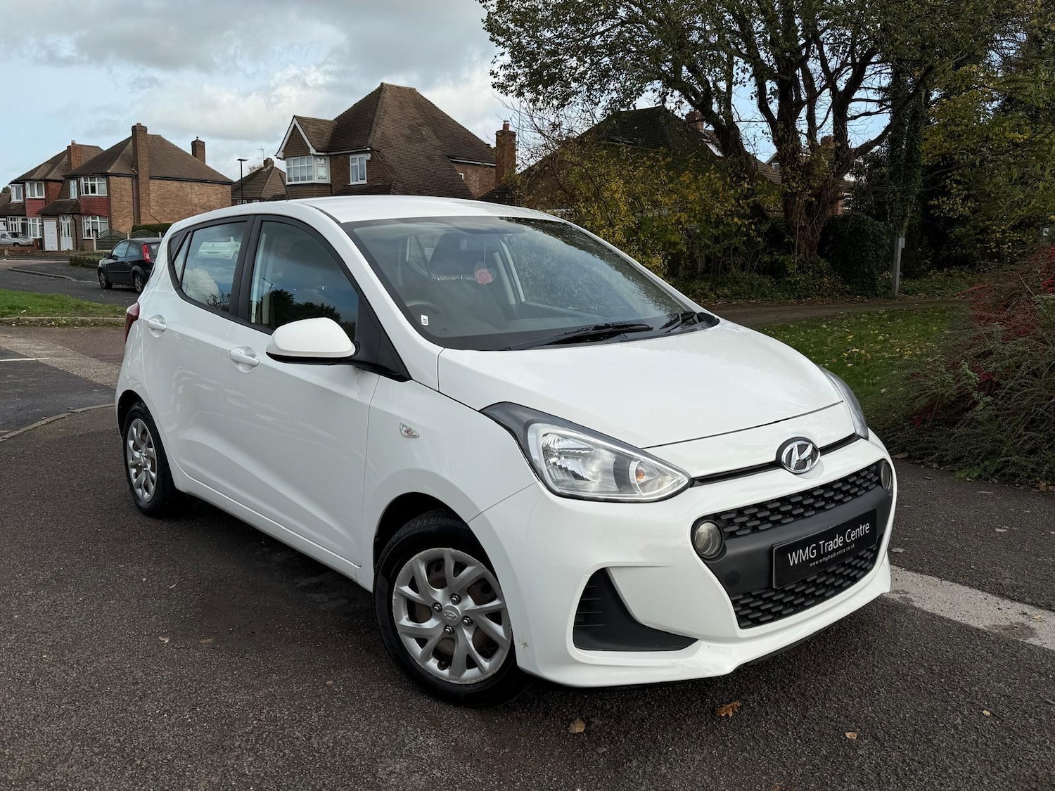 Used Hyundai i10 for sale - 77824085: Photo 2