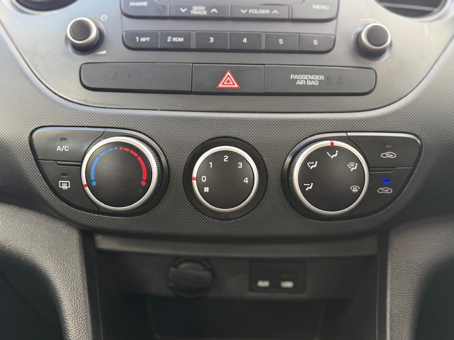 Used Hyundai i10 for sale - 77824085: Photo 24