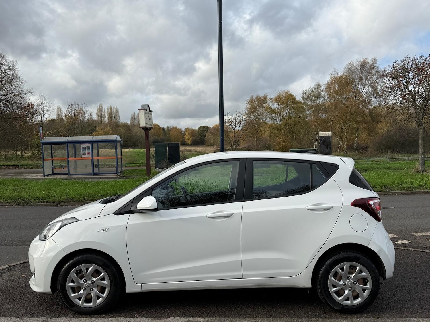 Used Hyundai i10 for sale - 77824085: Photo 5