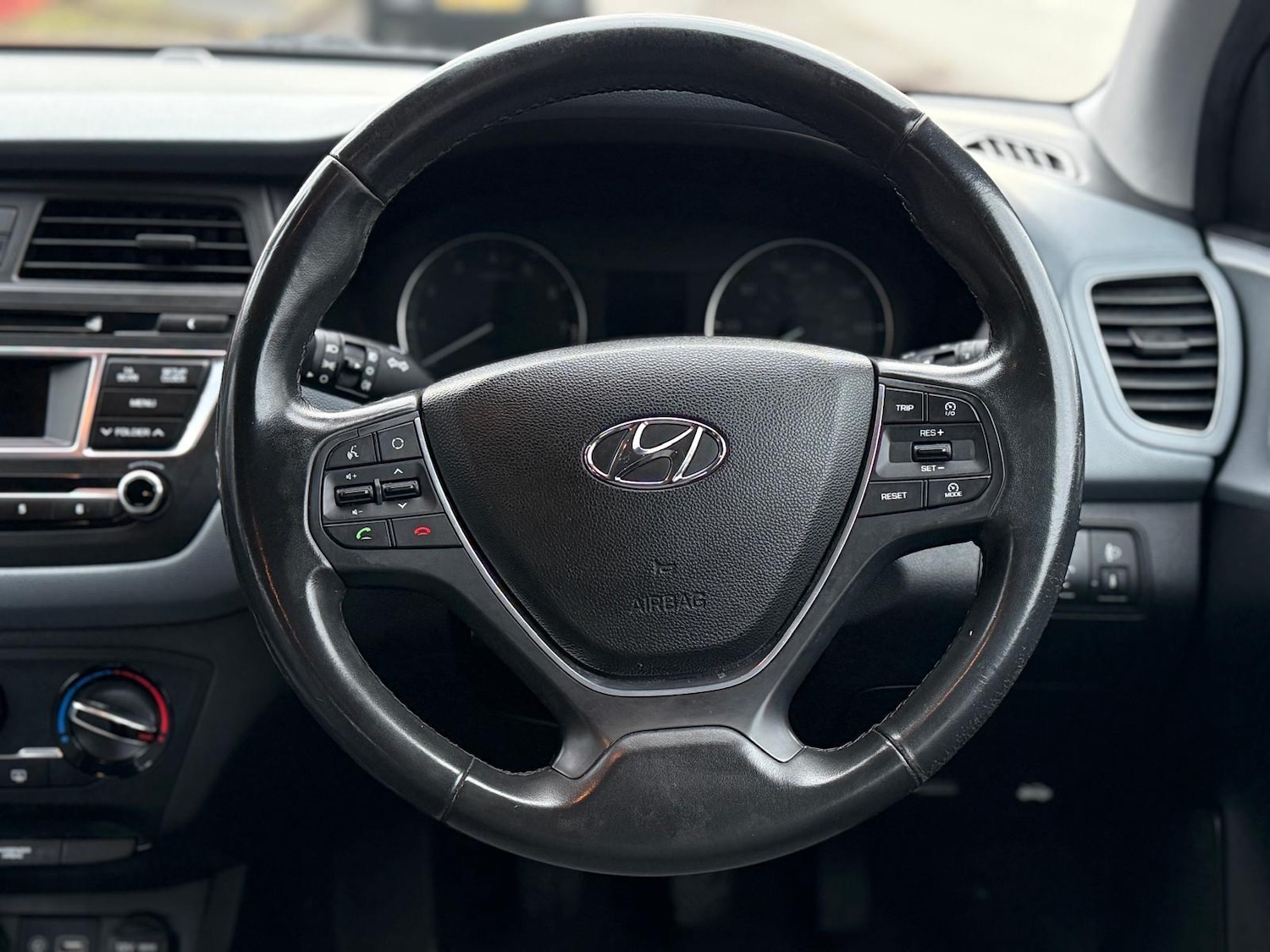 Used Hyundai i20 for sale - 77824220: Photo 22