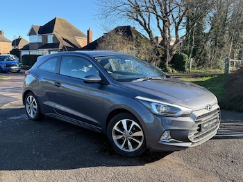 Used Hyundai i20 2015 for sale - 78610020: Photo