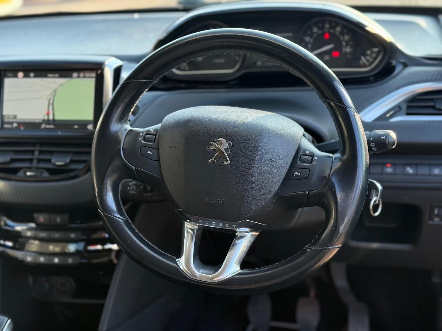 Used Peugeot 208 2018 for sale - 78101172: Photo 17