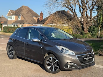 Used Peugeot 208 2018 for sale - 78101172: Photo