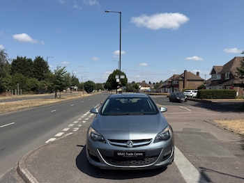 Used Vauxhall Astra 2014 for sale - 79303460: Photo